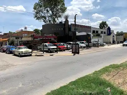 Autos Jacarandas — Concesionario de automóviles en San Luis Potosí