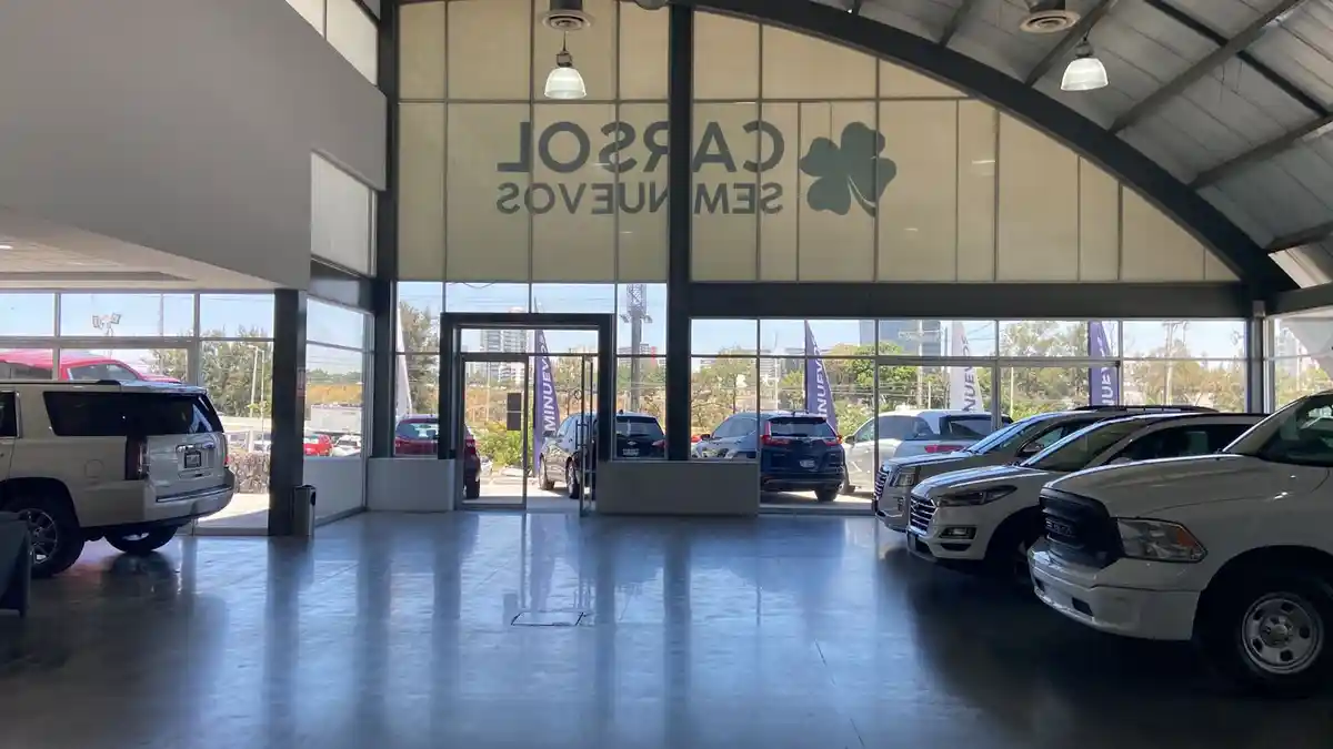 Carsol Seminuevos Premium Guadalajara — Concesionario de automóviles en Zapopan