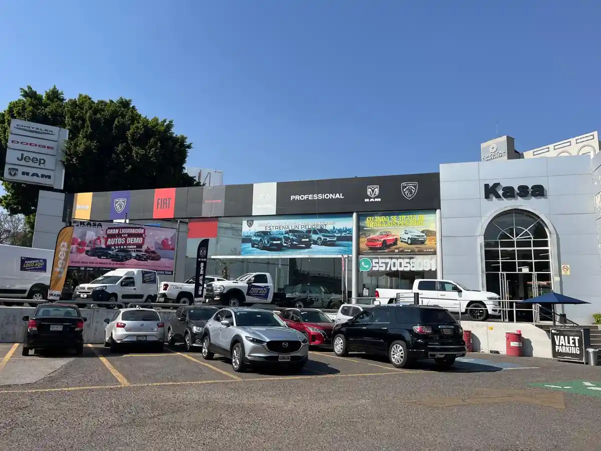 Kasa Automotriz Satélite — Concesionario de automóviles en Tlalnepantla