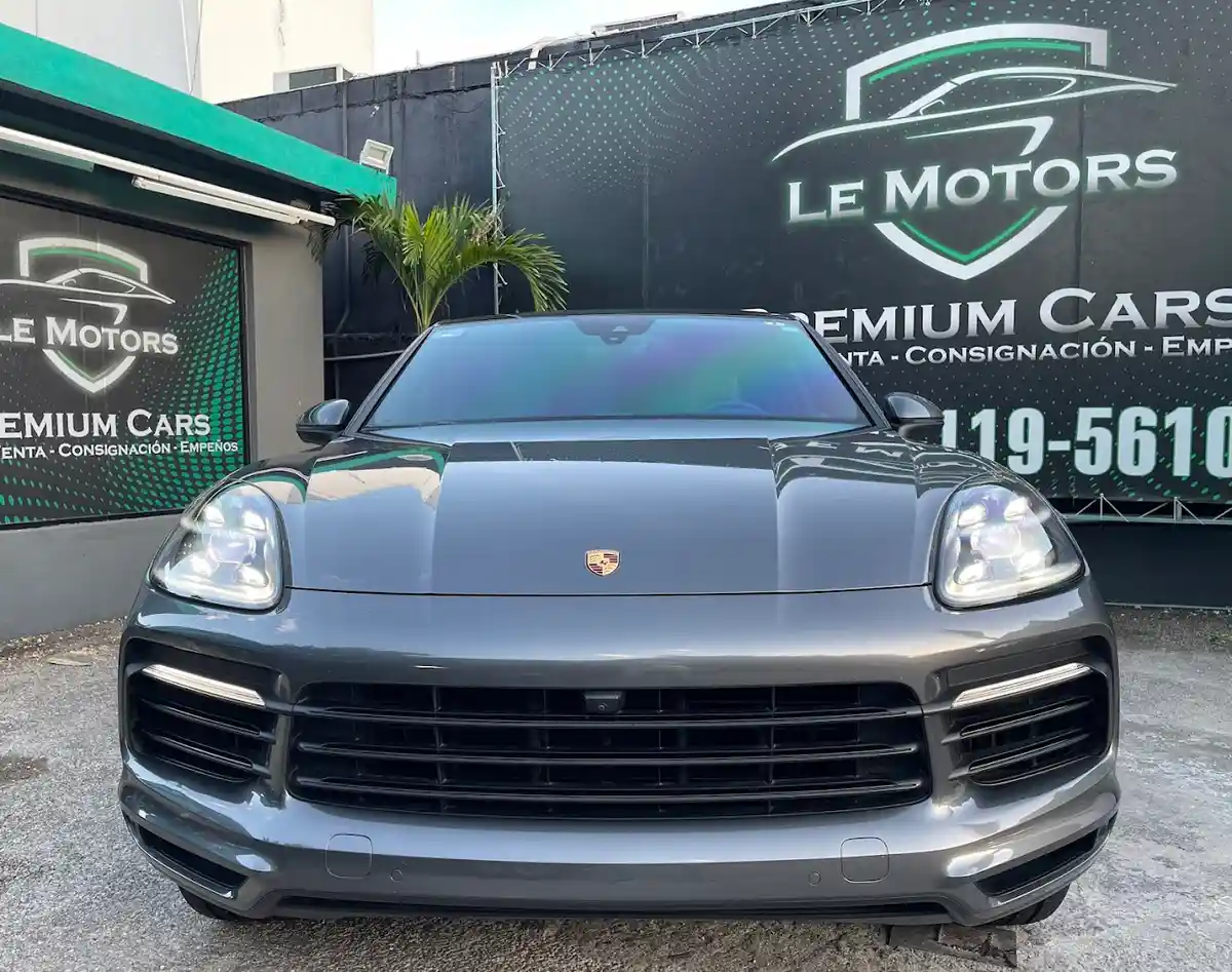 Le Motors Merida - Agencia de autos seminuevos — Concesionario de automóviles en Mérida