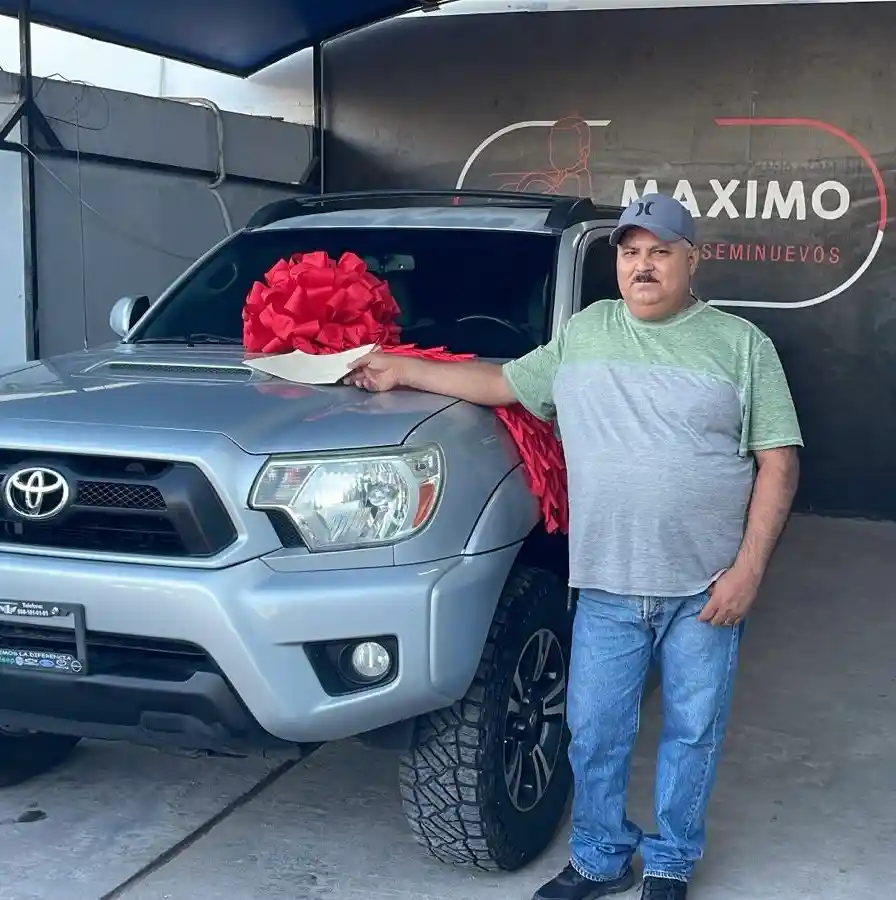 Maximo Autos Seminuevos photo 4