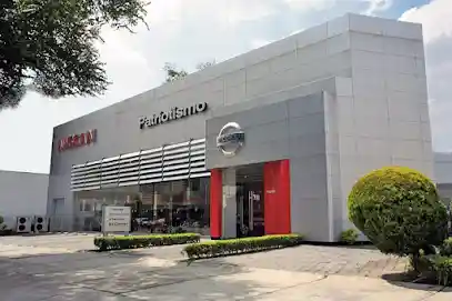 Nissan Autocom Patriotismo — Concesionario Nissan en Benito Juárez, Ciudad de México