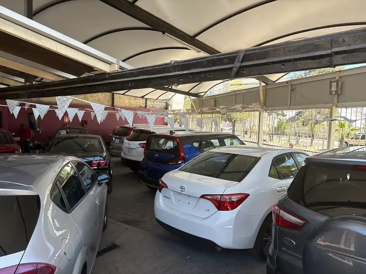 Seminuevos Del Colli — Concesionario de automóviles en Zapopan