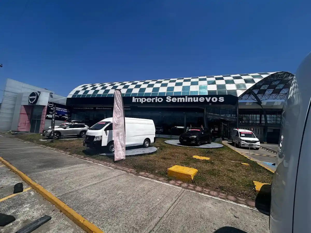Seminuevos Imperio Veracruz — Concesionario de automóviles en Boca del Río