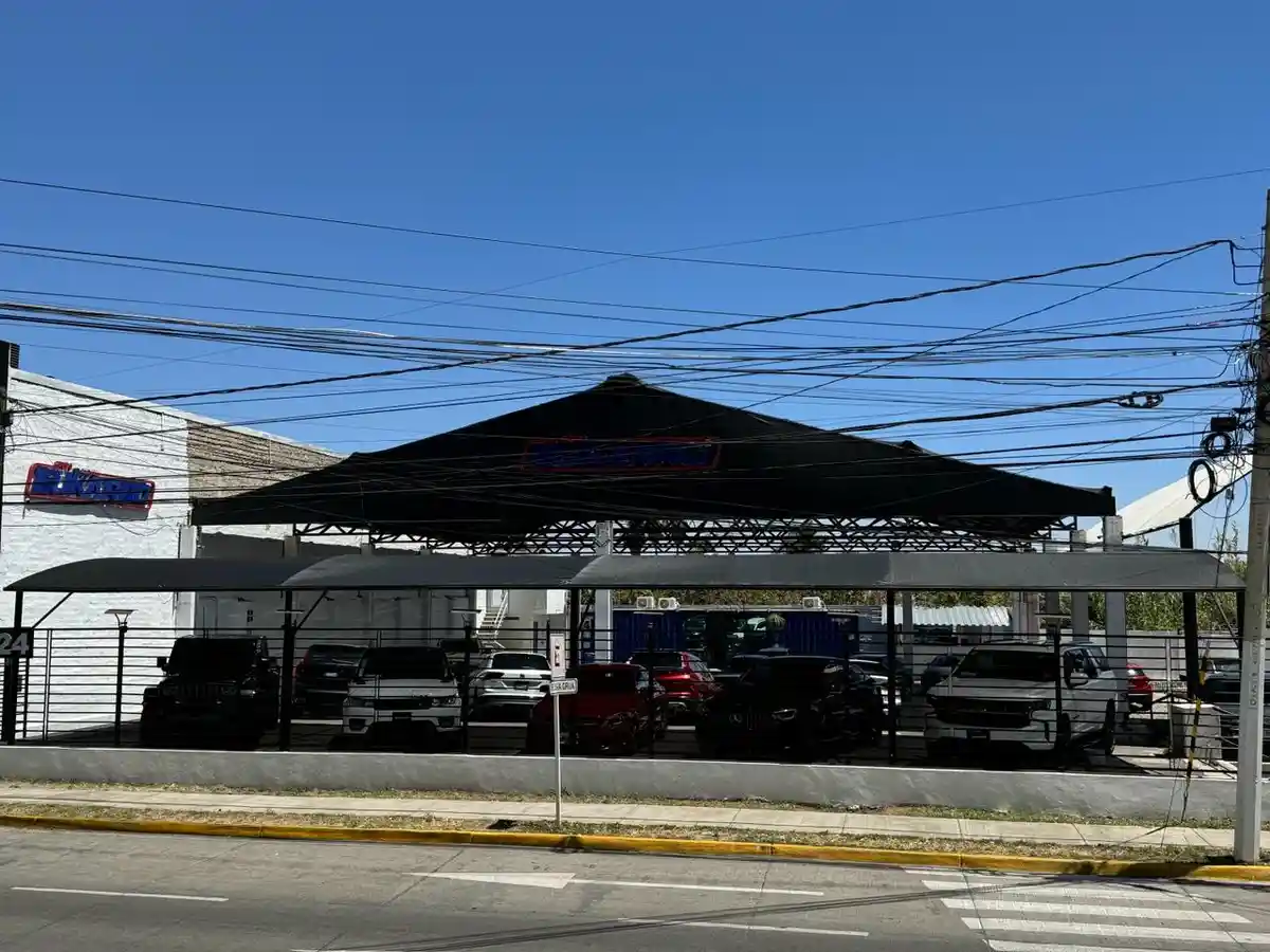 SUKARRO — Tienda de vehículos de segunda mano y de ocasión en Zapopan