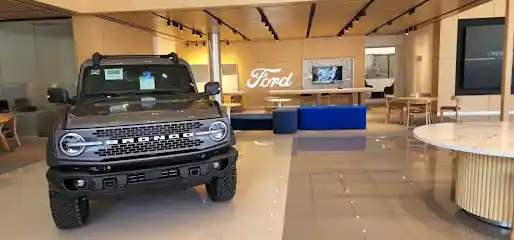 VENTAS FORD APIZACO / Luis Garcia / Ejecutivo de Ventas — Compraventa de automóviles en San Dionisio Yauhquemehcan